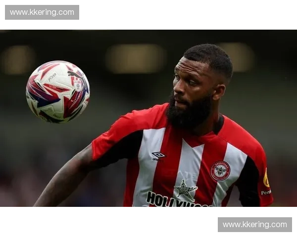 边路传中与第二落点争夺 布伦特福德绝平套路清晰 边路传中与第二落点争夺 布伦特福德绝平套路清晰