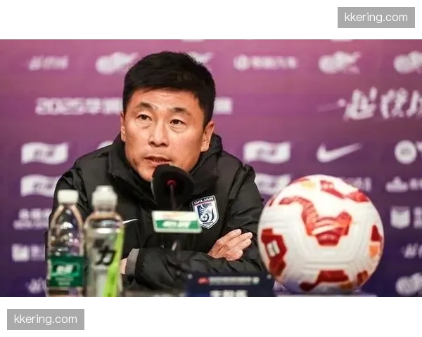 大连英博控球率创新低 李国旭战术哲学挑战传统认知